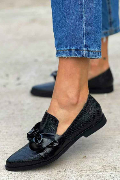 Nina™ | Elegante Orthopedische Loafers Met Glanzende Strik 2