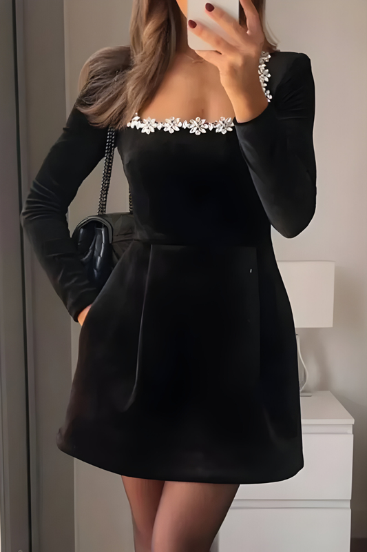 Noelle™ | Klassieke fluwelen cocktailjurk