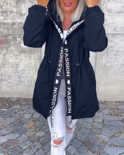 Leonie™ | Lange Jas Met Capuchon En Taillekoord 10
