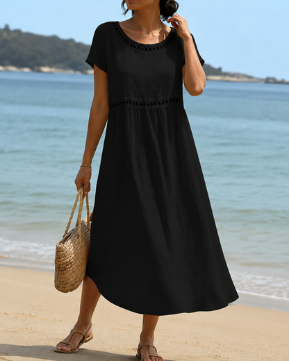Livia™ | Elegante Buikcamouflerende Geborduurde Midi Jurk