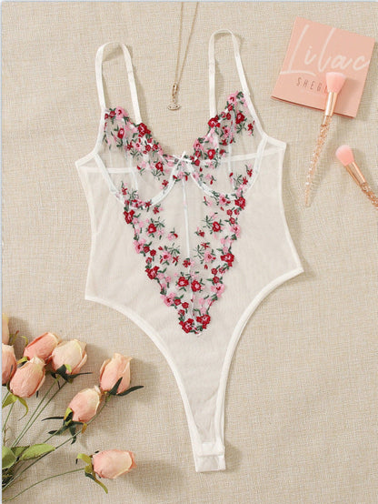 Julie™ | Body met geborduurde vlinders