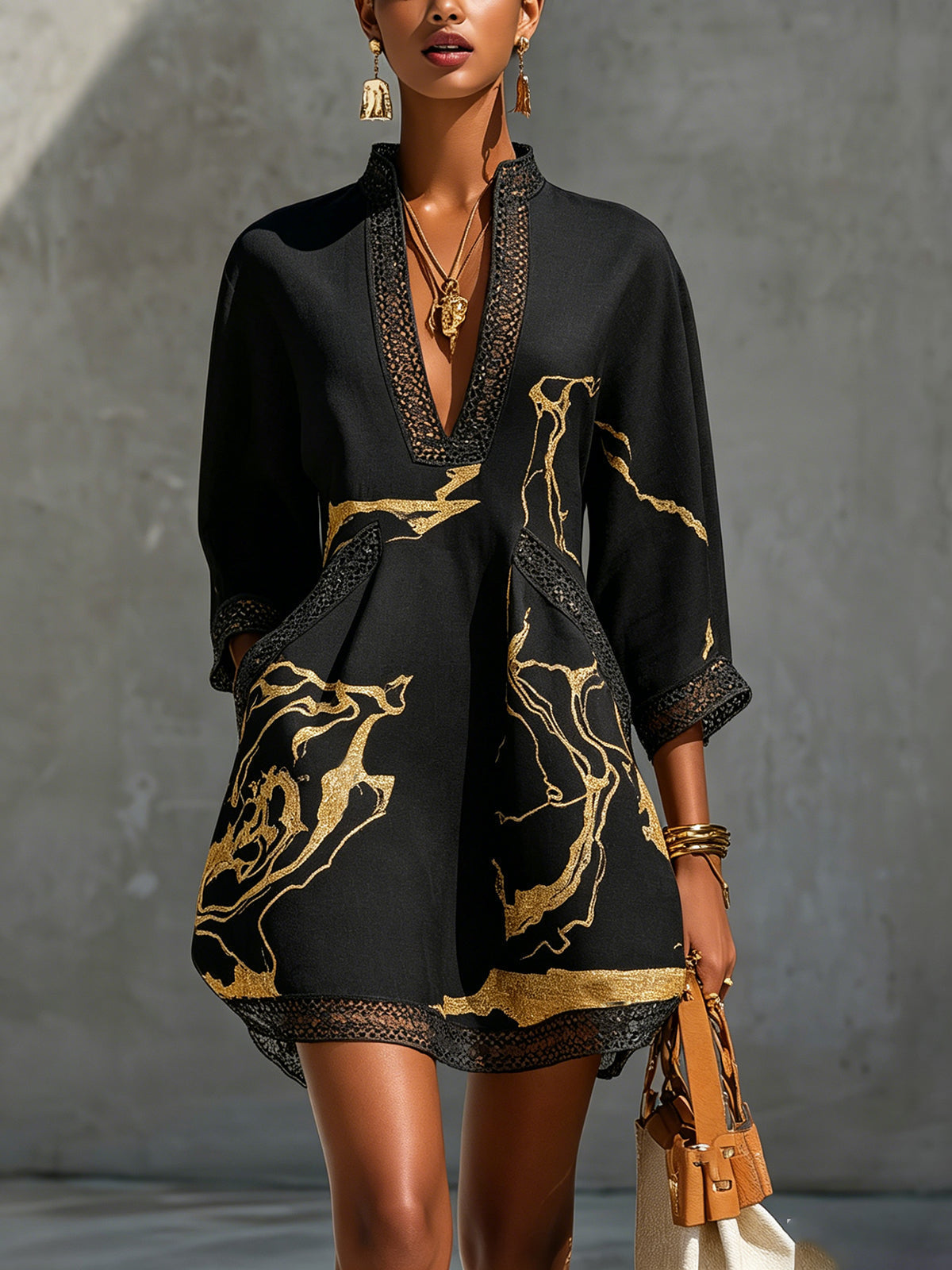 Bianca™ | Elegante Mini Jurk Met Gouden Print