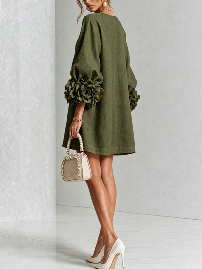 Nina™ | Losvallende Jurk met Knoopsluiting en Rozetmouwen 28