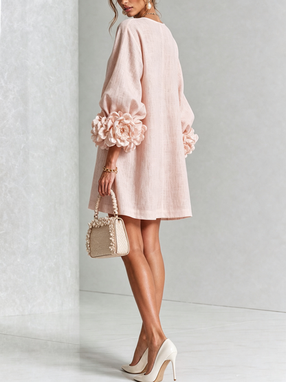 Nina™ | Losvallende Jurk met Knoopsluiting en Rozetmouwen 3