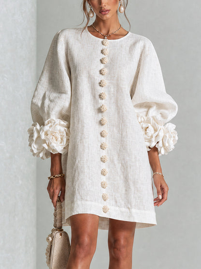 Nina™ | Losvallende Jurk met Knoopsluiting en Rozetmouwen 8