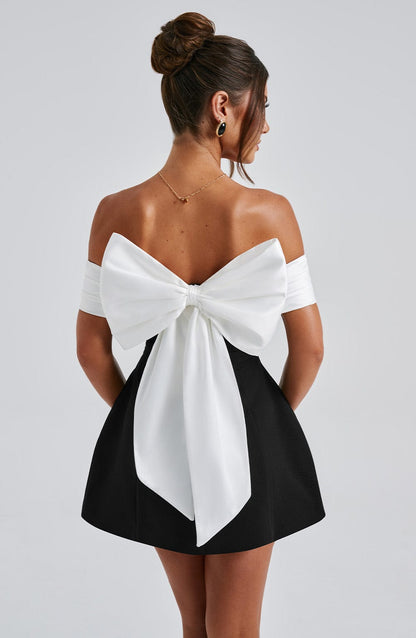Veya™ | Chique tweekleurige mini jurk