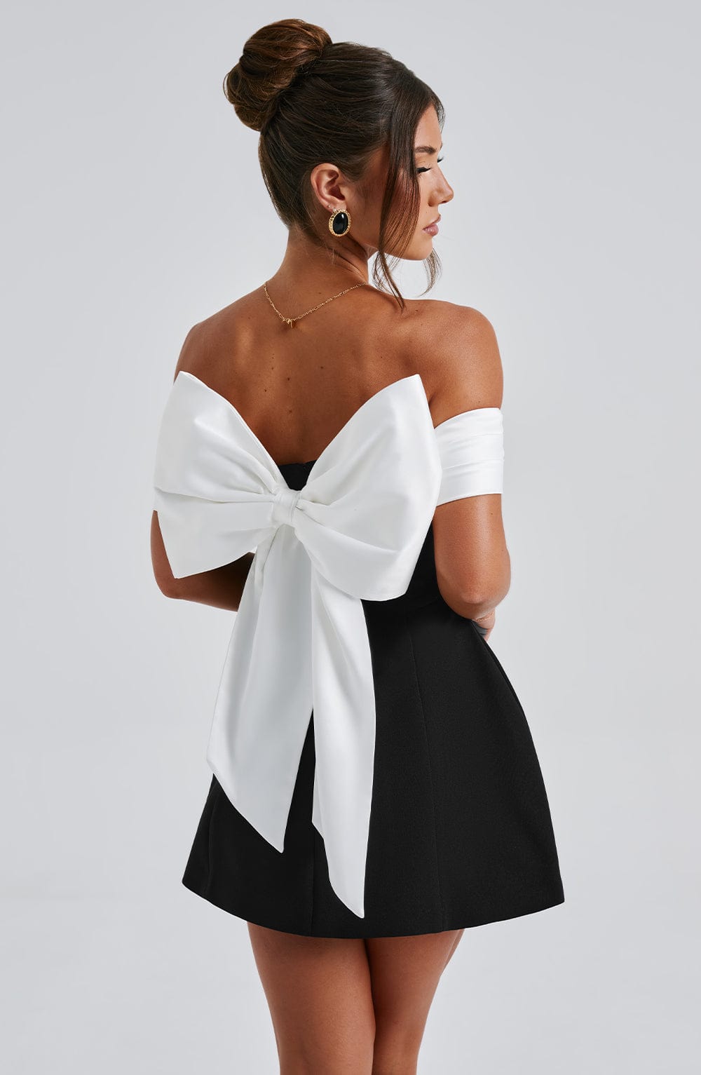 Veya™ | Chique tweekleurige mini jurk
