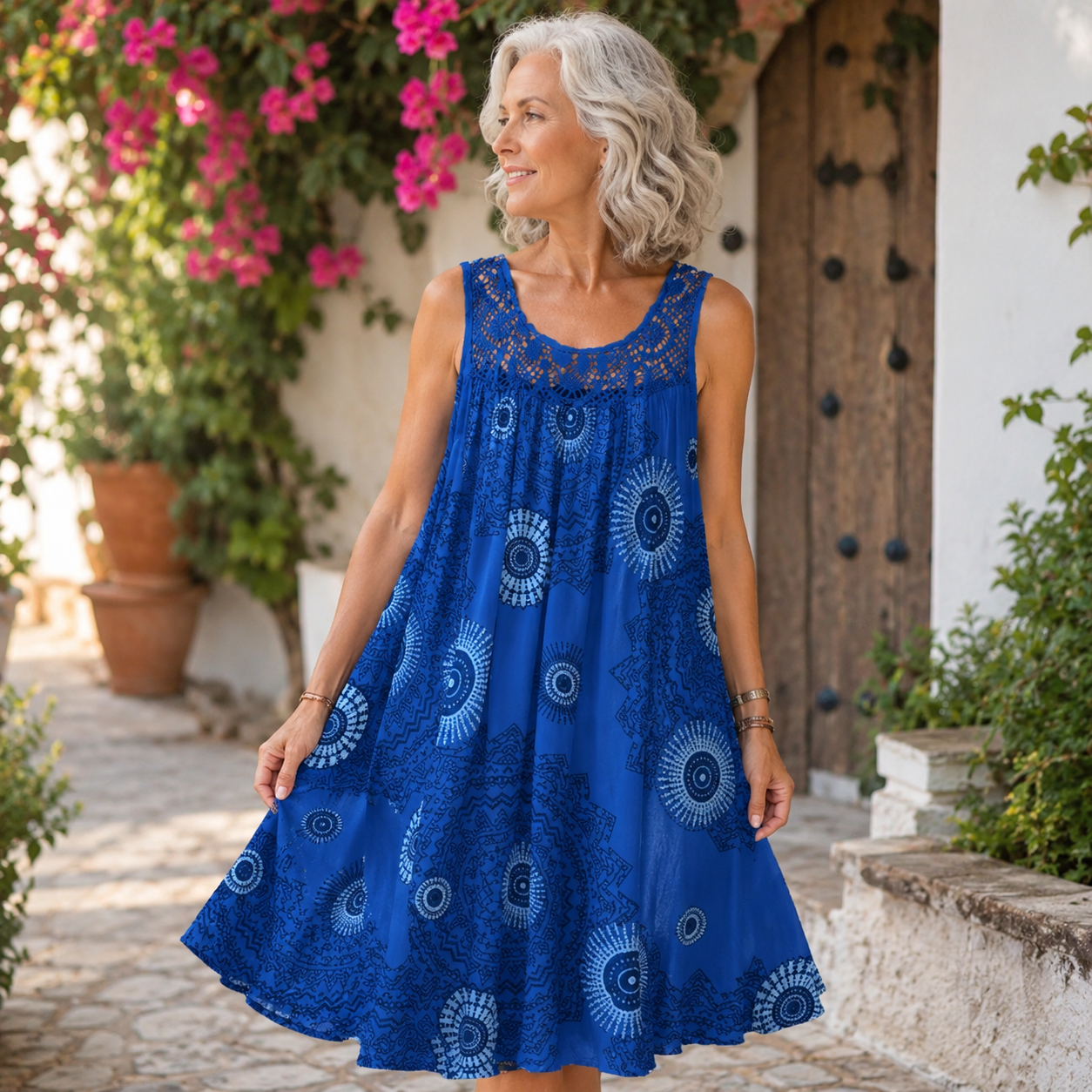 Noor™ | Buikcamouflerende Midi Jurk Met Abstracte Print